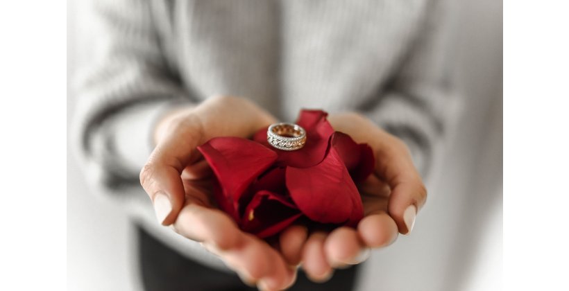 Sevgililer Günü Hediye Önerileri - Emek Mücevher